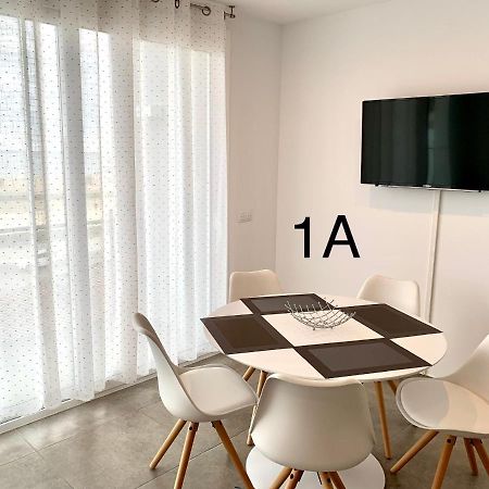 Edifici Valeria Apartment Empuriabrava Ngoại thất bức ảnh