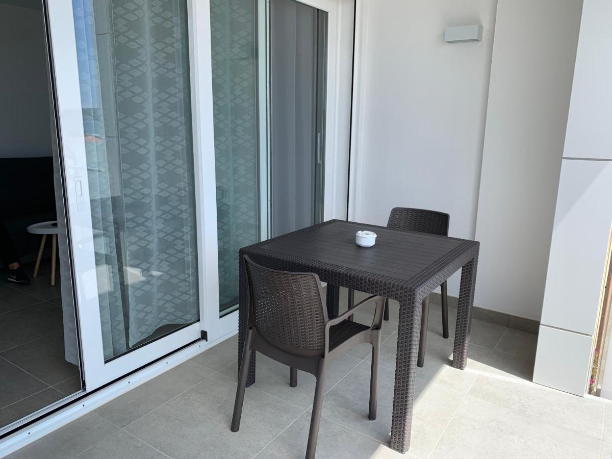 Edifici Valeria Apartment Empuriabrava Ngoại thất bức ảnh